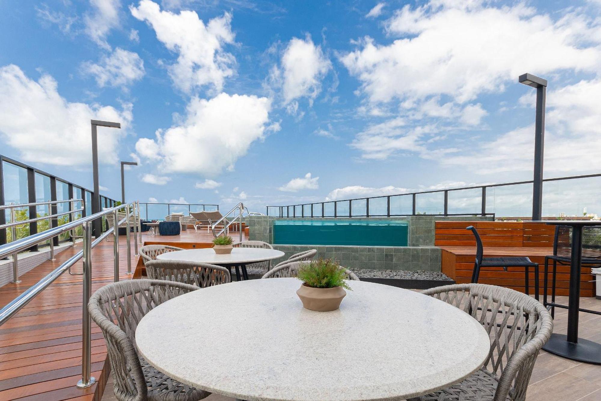 Breeze Residence #104- Quadruplo Por Carpediem